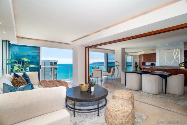 1710 Avenida del Mundo PH02, Coronado, CA 92118