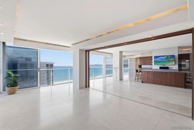 1710 Avenida del Mundo PH02, Coronado, CA 92118