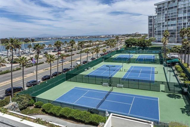 1710 Avenida del Mundo PH02, Coronado, CA 92118