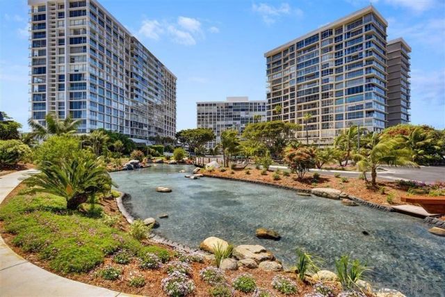 1710 Avenida del Mundo PH02, Coronado, CA 92118