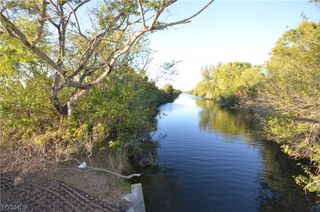 1001 NE 5th PL, Cape Coral, FL 33909