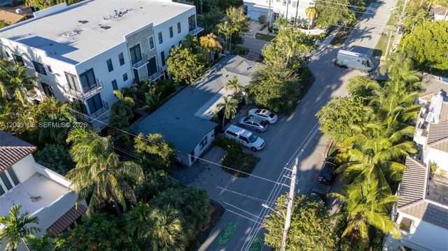 1615 NE 9th Street, Fort Lauderdale, FL 33304