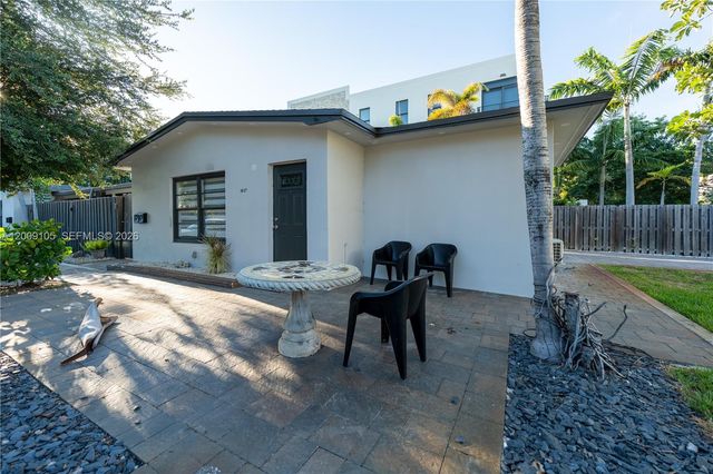 1615 NE 9th Street, Fort Lauderdale, FL 33304