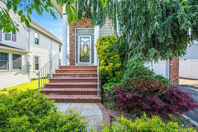2706 Milburn Avenue, Baldwin, NY 11510