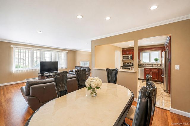 2706 Milburn Avenue, Baldwin, NY 11510