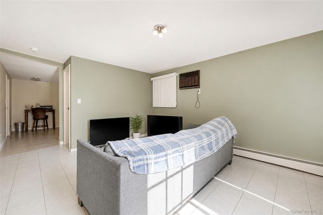2706 Milburn Avenue, Baldwin, NY 11510