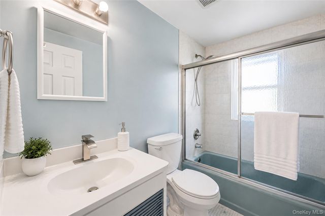 2706 Milburn Avenue, Baldwin, NY 11510