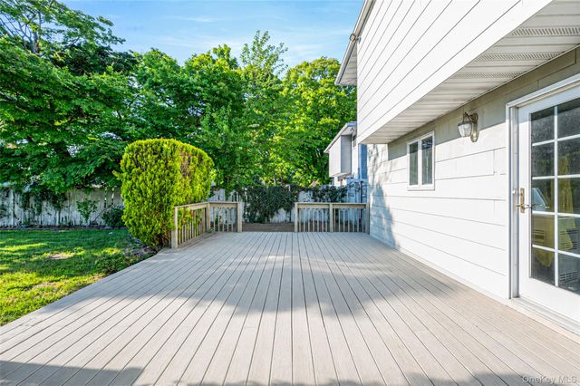 2706 Milburn Avenue, Baldwin, NY 11510