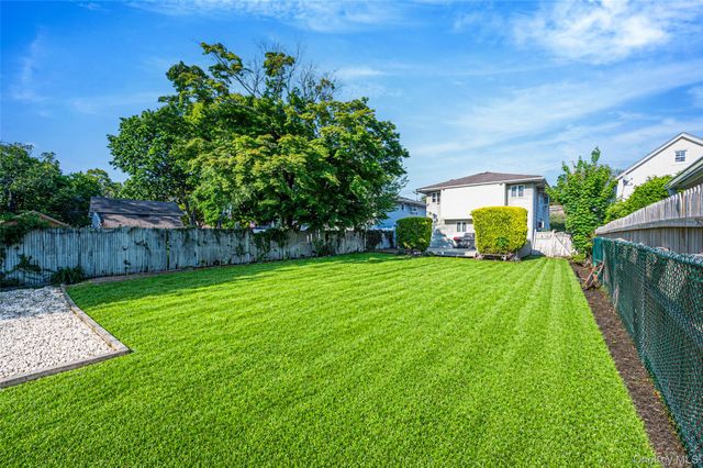 2706 Milburn Avenue, Baldwin, NY 11510