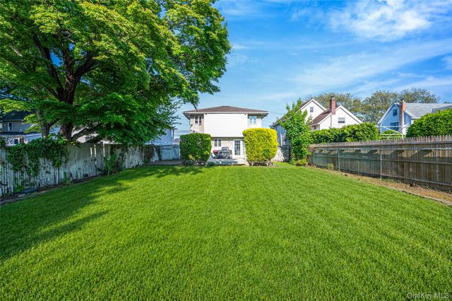 2706 Milburn Avenue, Baldwin, NY 11510
