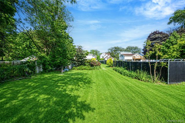 2706 Milburn Avenue, Baldwin, NY 11510