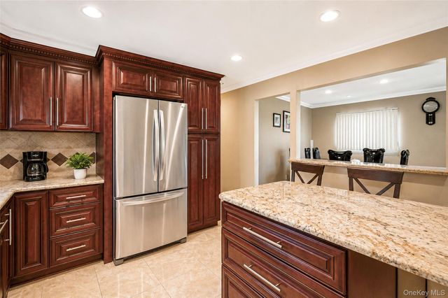2706 Milburn Avenue, Baldwin, NY 11510