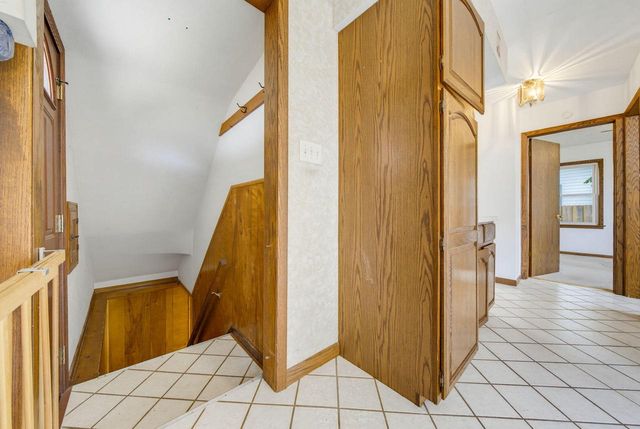 8716 W Boone AVENUE, West Allis, WI 53227