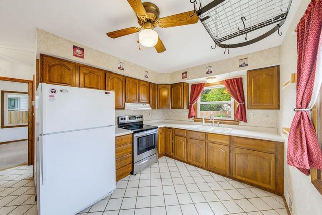 8716 W Boone AVENUE, West Allis, WI 53227