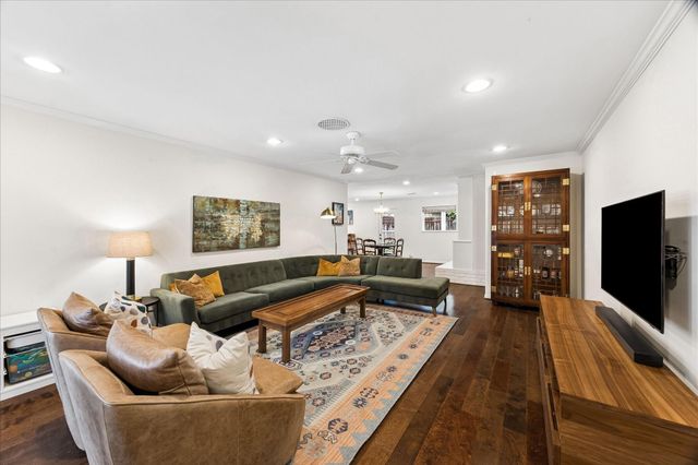 4410 Santee Street, Houston, TX 77018