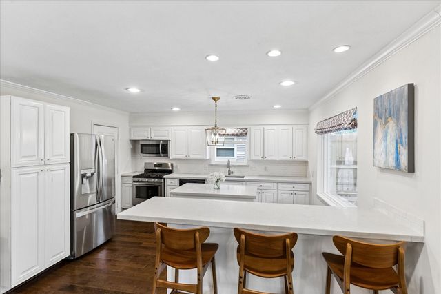 4410 Santee Street, Houston, TX 77018