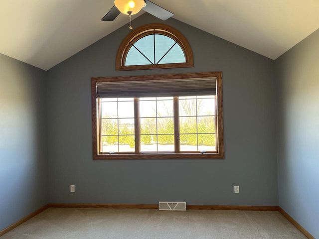 7439 Lee ROAD, Hartford, WI 53027