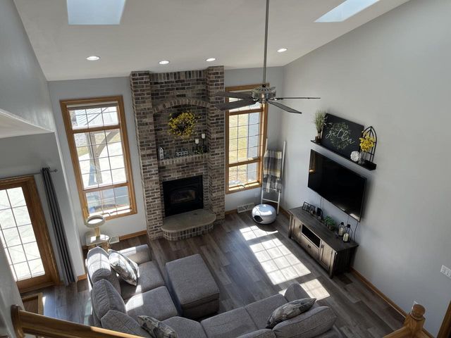 7439 Lee ROAD, Hartford, WI 53027