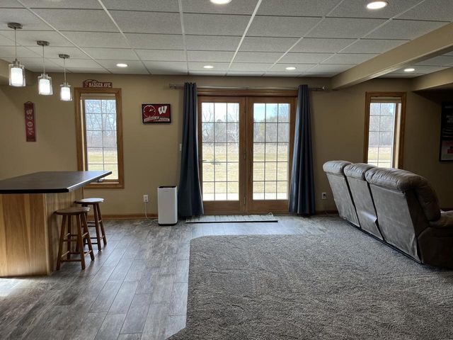 7439 Lee ROAD, Hartford, WI 53027