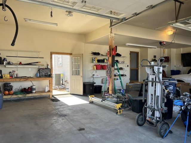 7439 Lee ROAD, Hartford, WI 53027