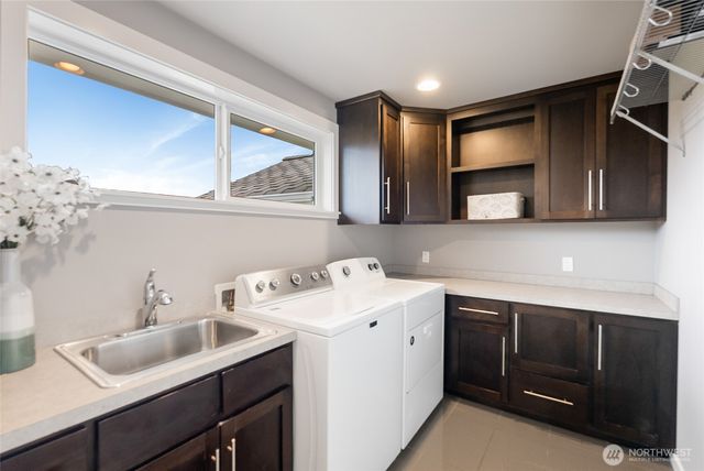 3910 Cliffside Drive, Bellingham, WA 98225