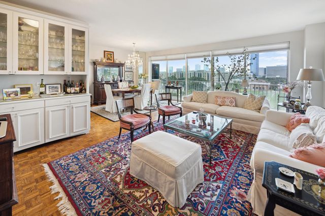 2200 Willowick Road 7B, Houston, TX 77027