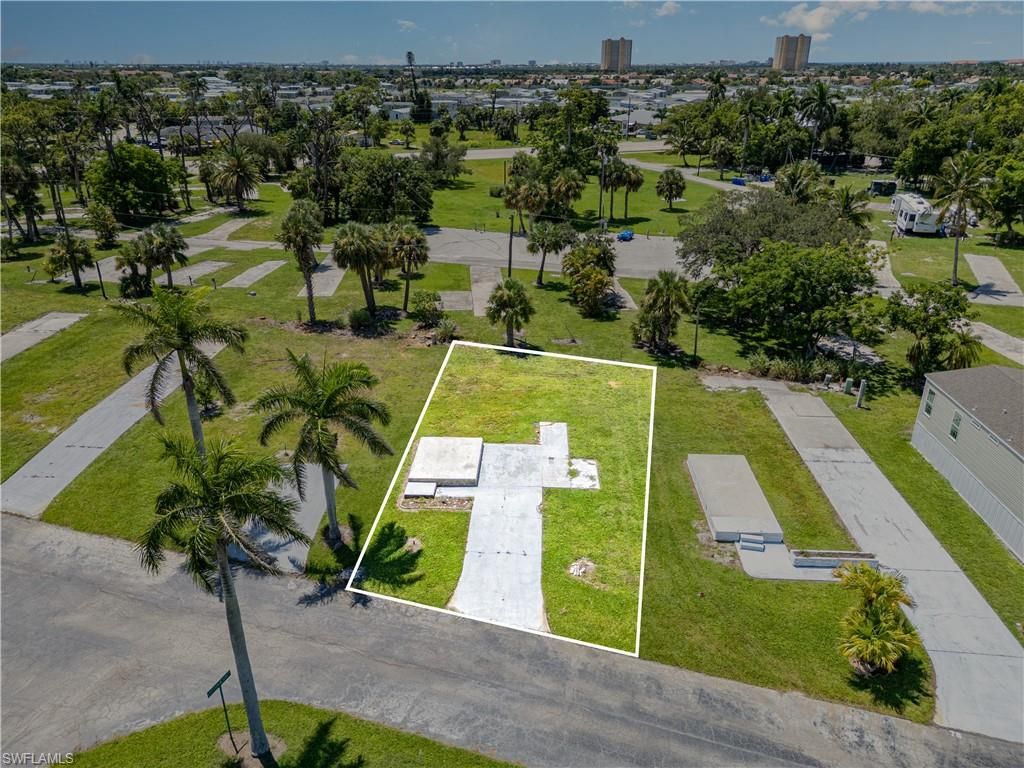 77 Birch BLVD, FORT MYERS, FL 33908 — photo 3