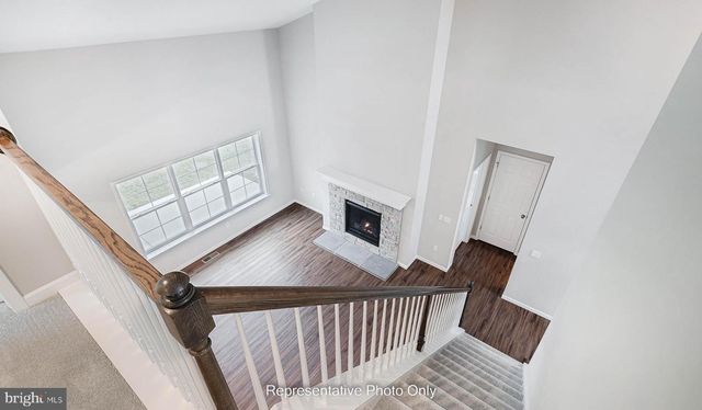 503 CHARLESTON DR, Mechanicsburg, PA 17055