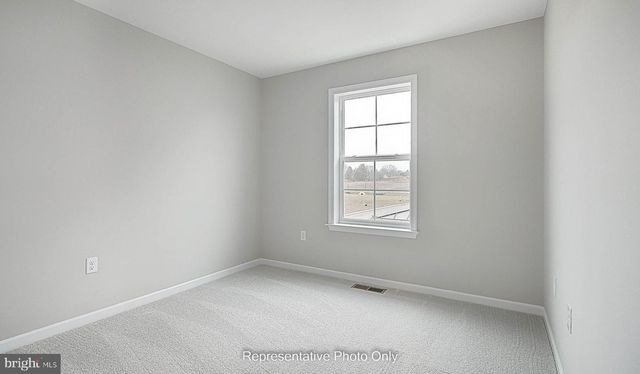 503 CHARLESTON DR, Mechanicsburg, PA 17055