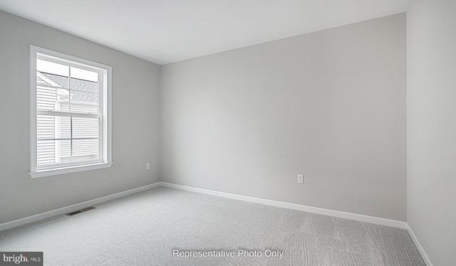 503 CHARLESTON DR, Mechanicsburg, PA 17055
