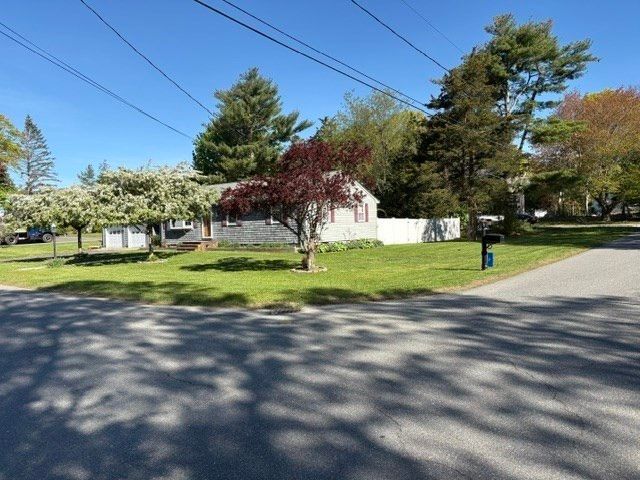 7 Villa Avenue, Swansea, MA 02777