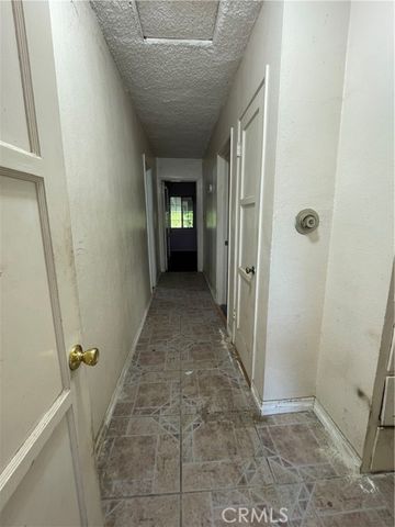 14662 Maclay, San Fernando, CA 91345