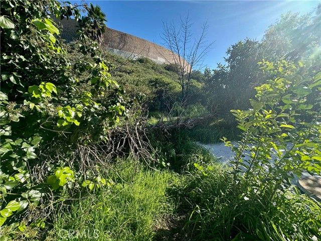 14662 Maclay, San Fernando, CA 91345