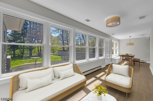 306 Eyland Ave, Roxbury Twp., NJ 07876