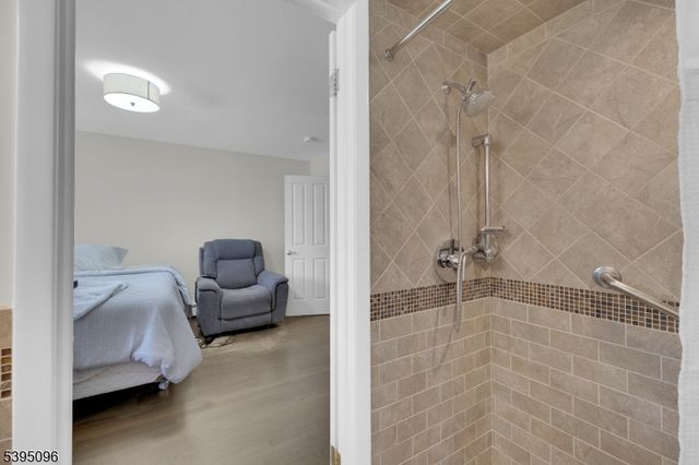 306 Eyland Ave, Roxbury Twp., NJ 07876