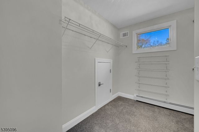 306 Eyland Ave, Roxbury Twp., NJ 07876