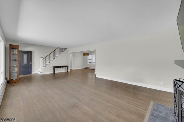 306 Eyland Ave, Roxbury Twp., NJ 07876