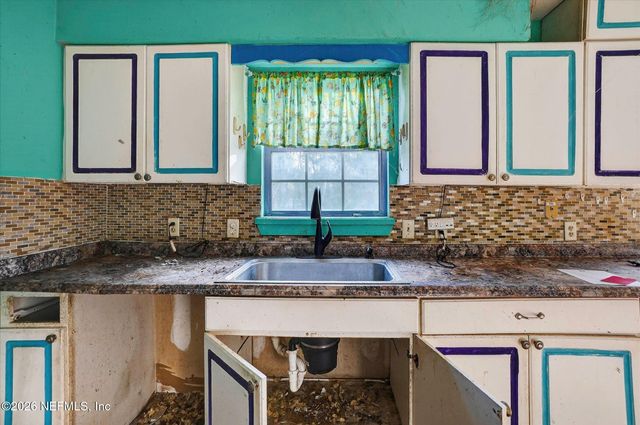 3139 S DEER Avenue, Middleburg, FL 32068