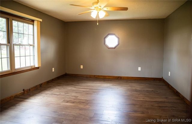 8091 E New Philadelphia Road, Salem, IN 47167