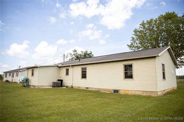 8091 E New Philadelphia Road, Salem, IN 47167