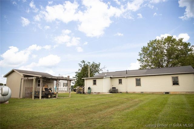 8091 E New Philadelphia Road, Salem, IN 47167