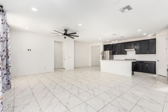 665 E ROJO Way, Gilbert, AZ 85297