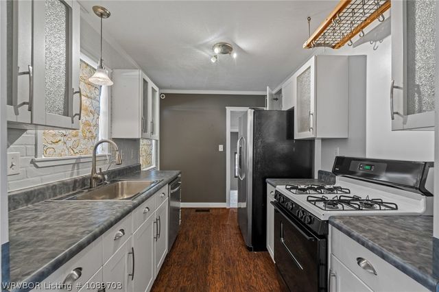 2113 S V Street, Fort Smith, AR 72901