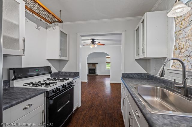 2113 S V Street, Fort Smith, AR 72901