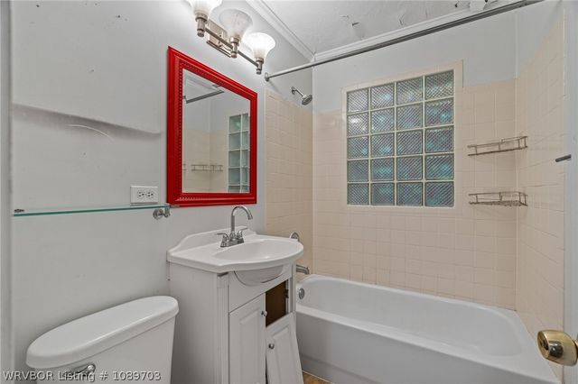 2113 S V Street, Fort Smith, AR 72901