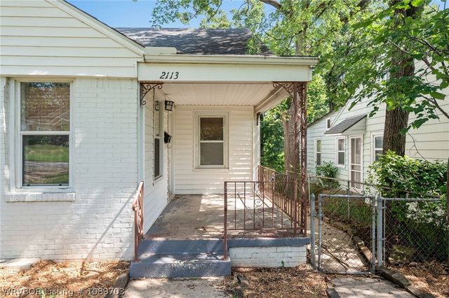 2113 S V Street, Fort Smith, AR 72901