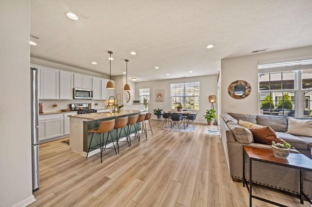 8538 Gardenia Drive, Plain City, OH 43064