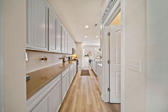 8538 Gardenia Drive, Plain City, OH 43064