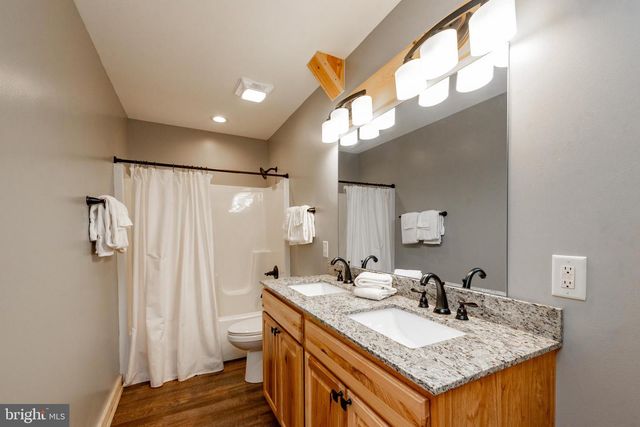 870 N CAMP RD, Mc Henry, MD 21541