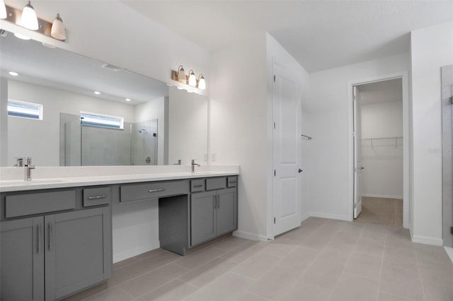 17465 VALLEYWOOD PARKWAY, Land O Lakes, FL 34638